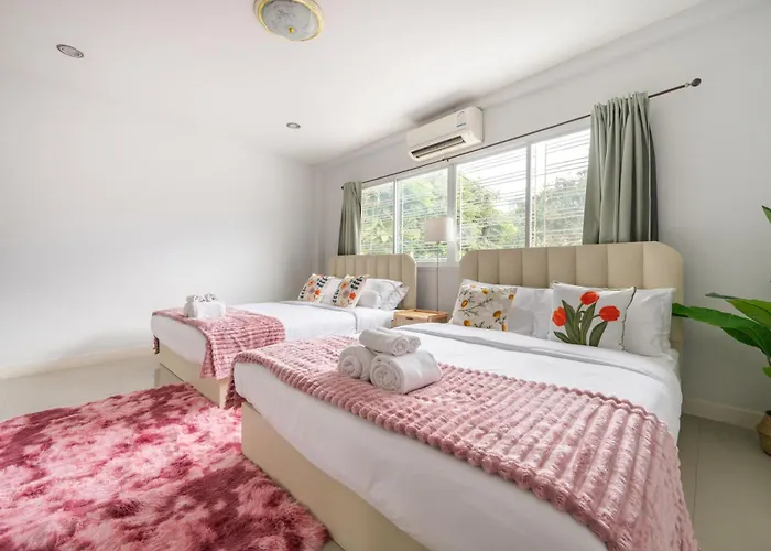 Miq Ekkamai1 - 5br House 65 Inch Tv *