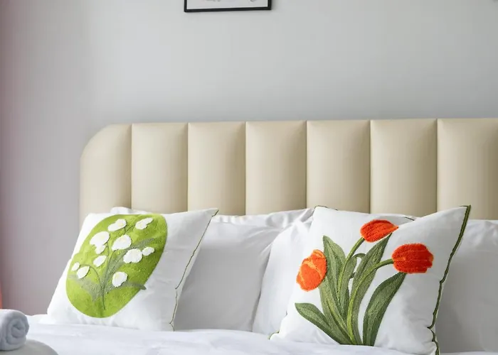 Miq Ekkamai1 - 5br House 65 Inch Tv Villa Bangkok