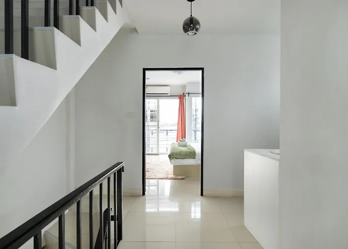 Villa Miq Ekkamai1 - 5br House 65 Inch Tv *