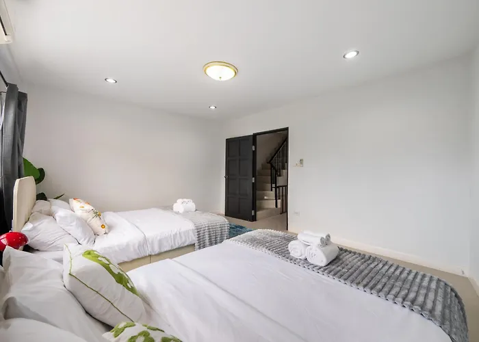 Villa Miq Ekkamai1 - 5br House 65 Inch Tv *
